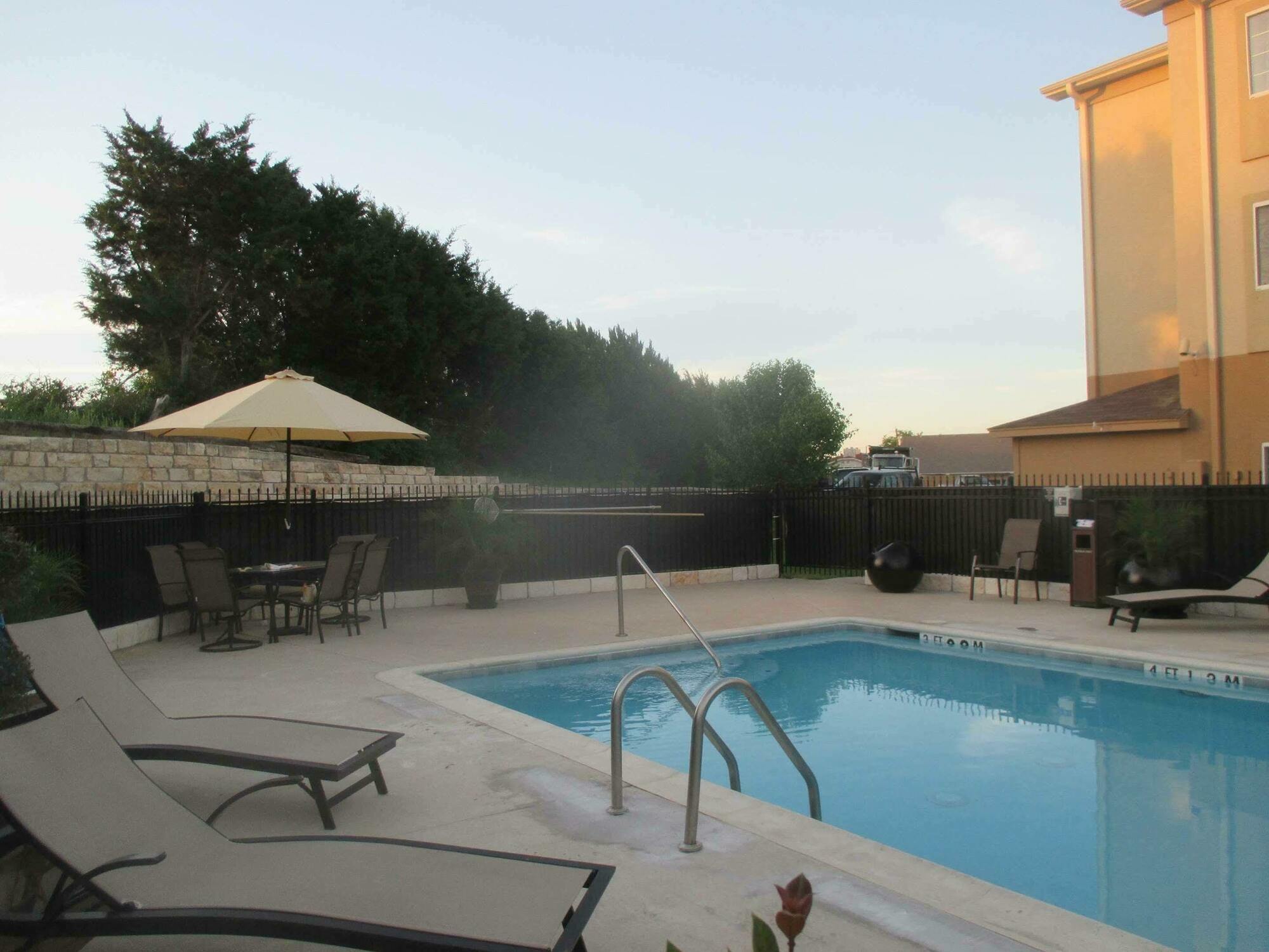 Best Western Harker Heights Экстерьер фото